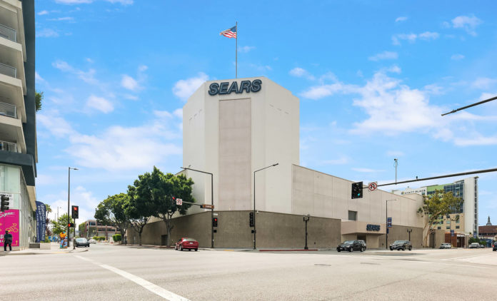 The Glendale Sears store closed in 2020.