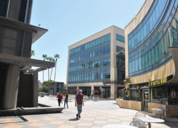 Hertz Moves HQ to Sherman Oaks Galleria